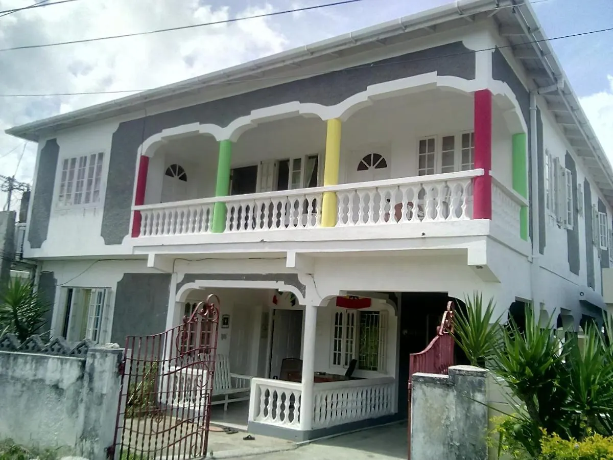 Porty Hostel Port Antonio